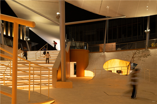 深源創新實驗室丨浮庭